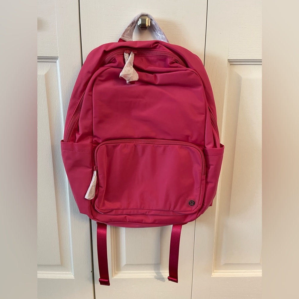 Lululemon Everywhere Backpack - 22L